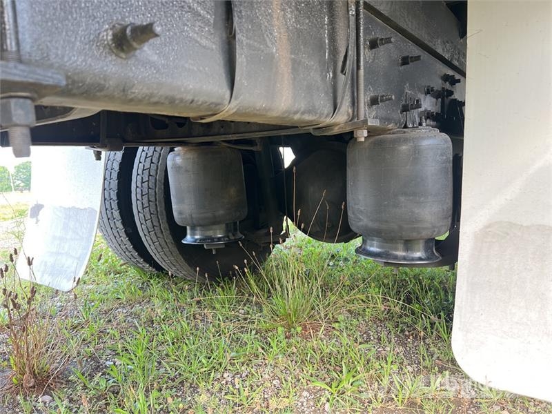 International 4300 Box trucks