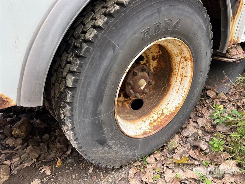 International 4300 Fahrzeug mit mobiler Bohranlage