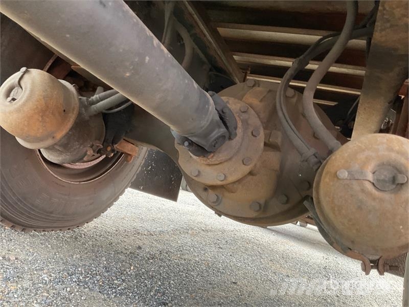 International 4300 Camiones con temperatura controlada