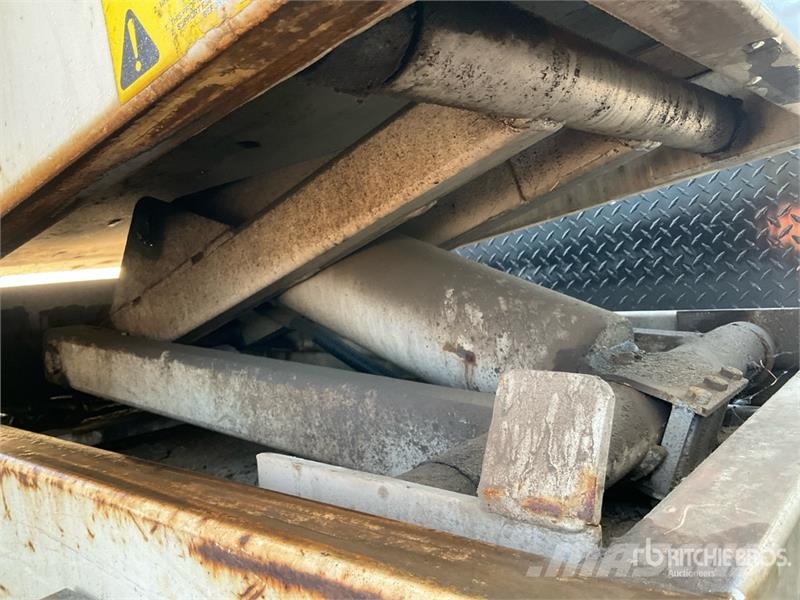 International 4300 Αποφρακτικά οχήματα
