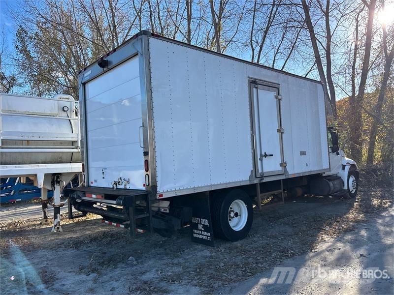 International 4300 Kühlkoffer