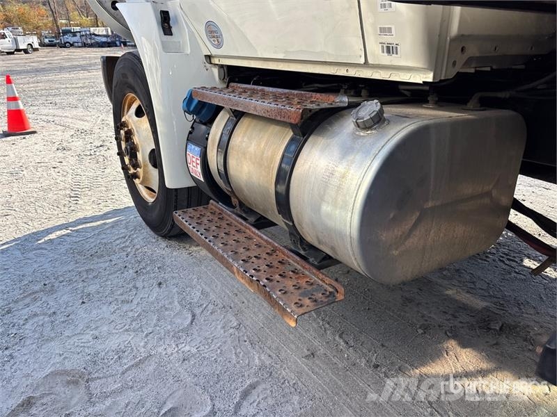 International 4300 Рефрижератори