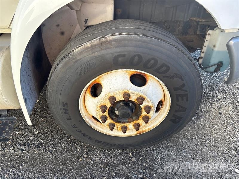 International 4300 Kühlkoffer