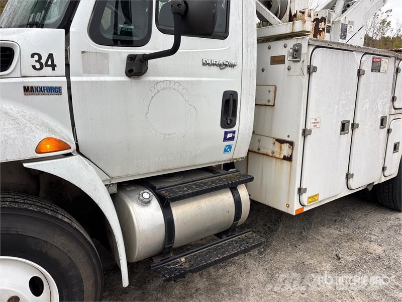 International 4300 Auto korpe