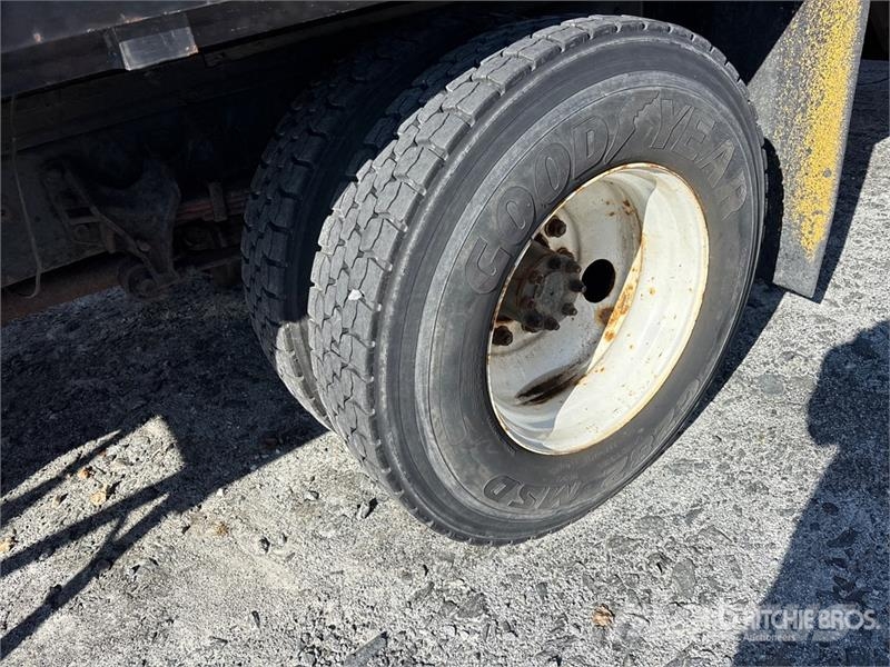 International 4300 Komunalna vozila