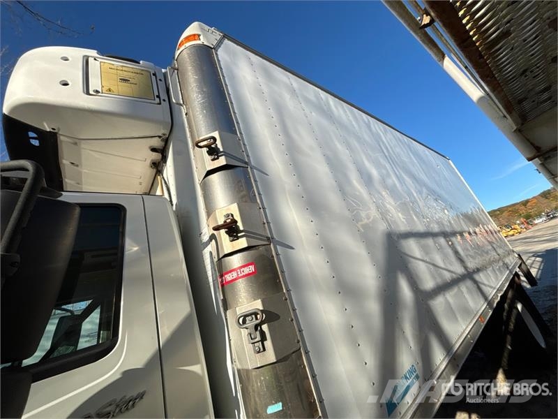 International 4300 Kühlkoffer
