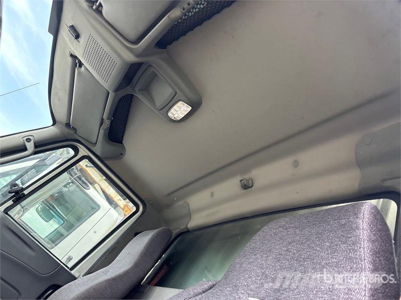 International 4300 Isotermos y frigoríficos
