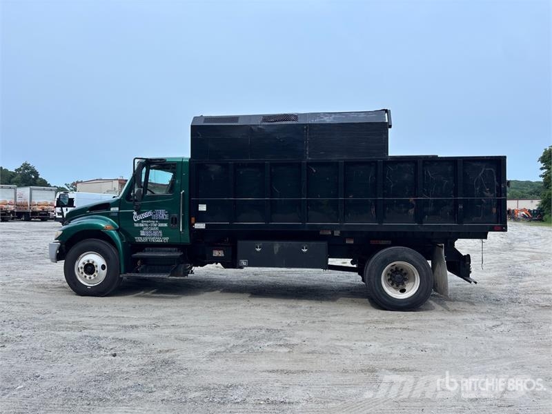 International 4300 Camiones volquete para virutas de madera
