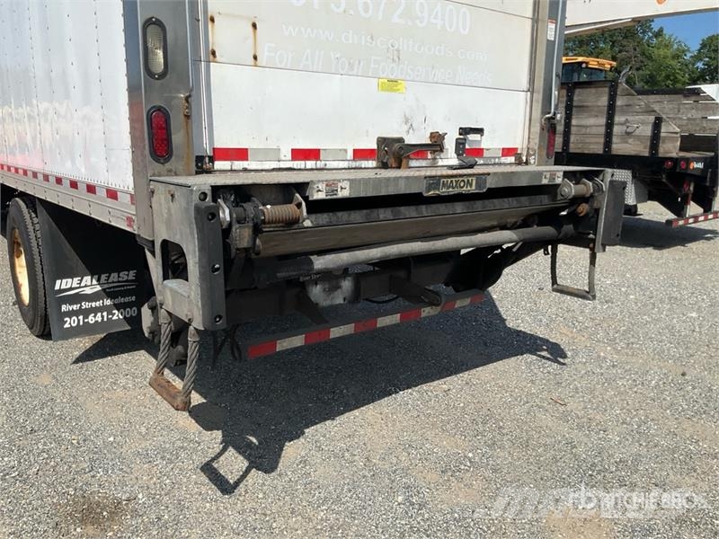 International 4300 Camiones con temperatura controlada
