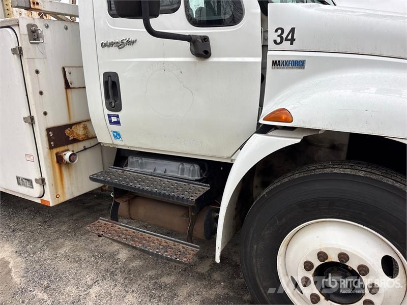 International 4300 Auto korpe