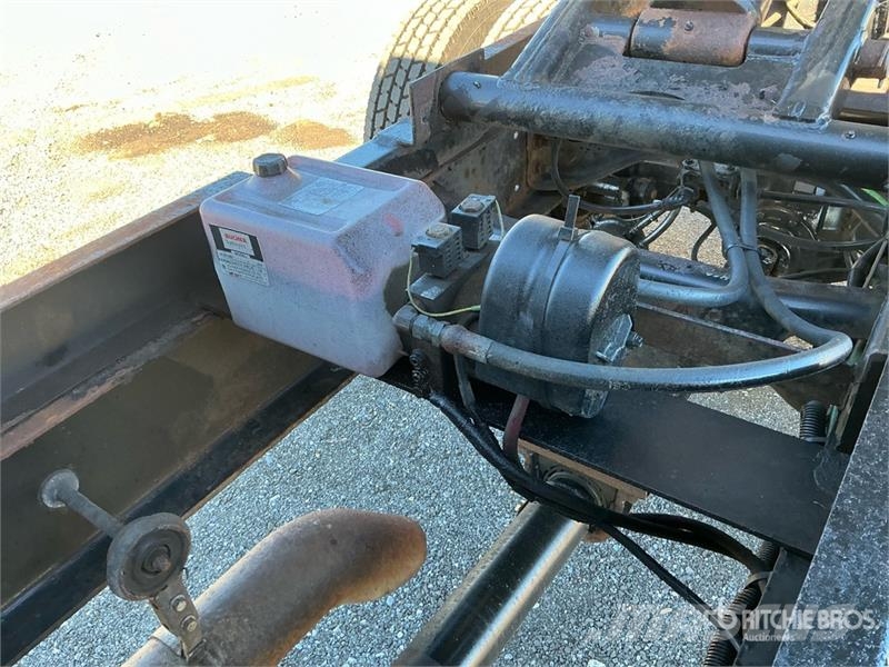 International 4300 Kiper tovornjaki