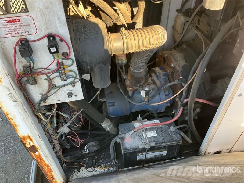 International 4300 Αποφρακτικά οχήματα