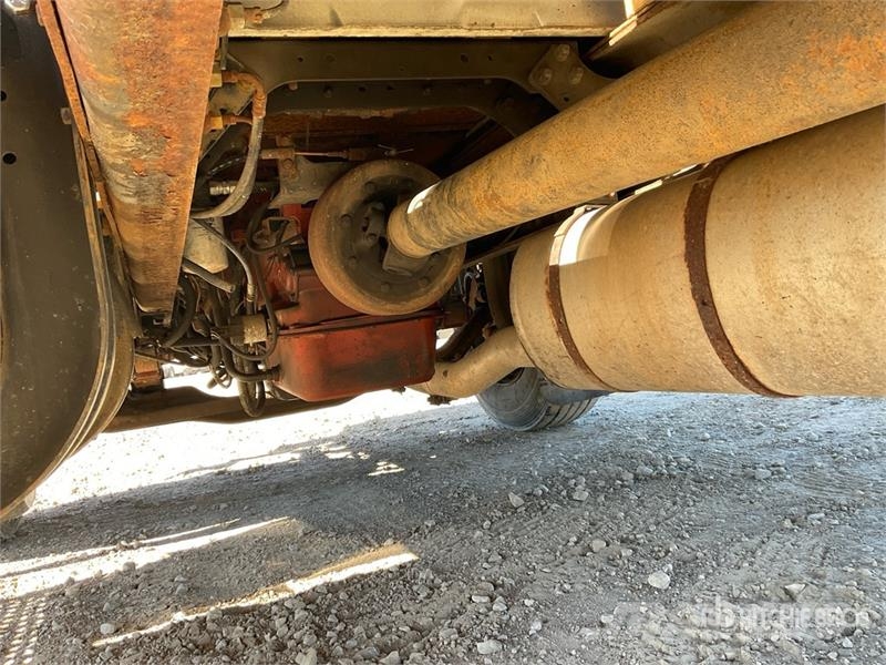 International 4700 Φορτηγά Kαρότσα με ανοιγόμενα πλαϊνά