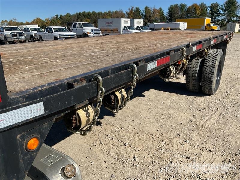 International 4700 Φορτηγά Kαρότσα με ανοιγόμενα πλαϊνά