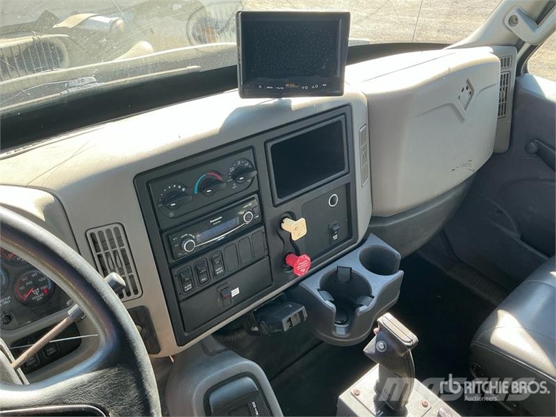 International 7400 Kipper