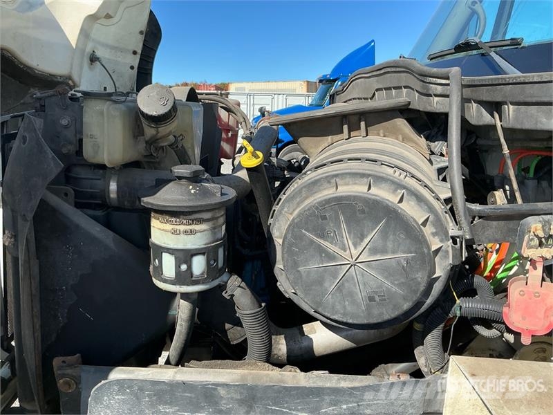 International 7400 Ассенизаторские машины