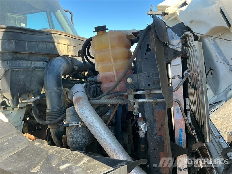 International 7400 Kipper
