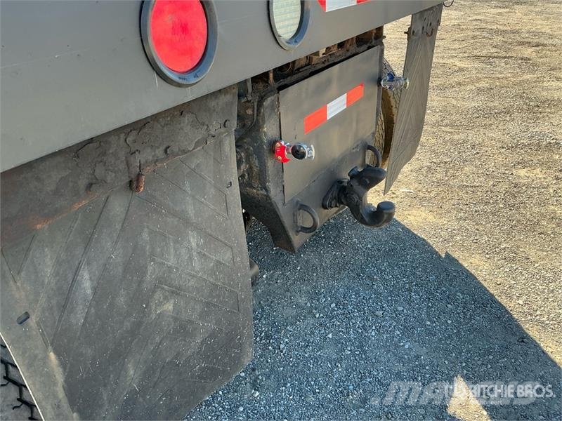 International 7400 Kipper