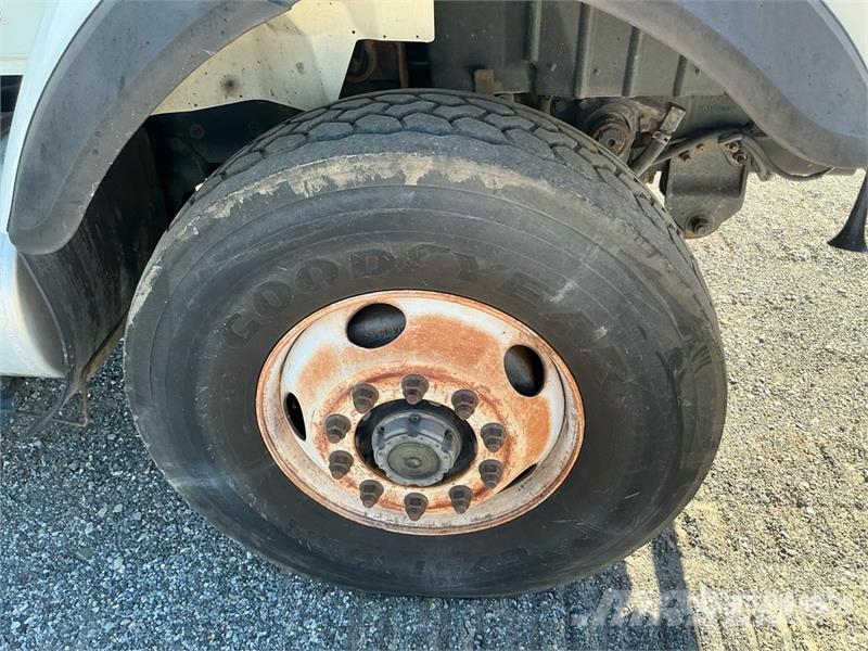 International 7400 Ассенизаторские машины