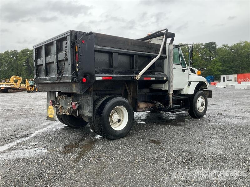 International 7400 Tippbil