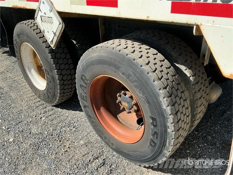 International 7400 Ассенизаторские машины