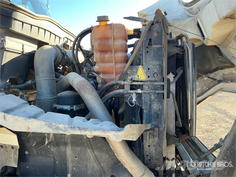 International 7500 21000 L 6x4 Fuel Truck Tankwagen