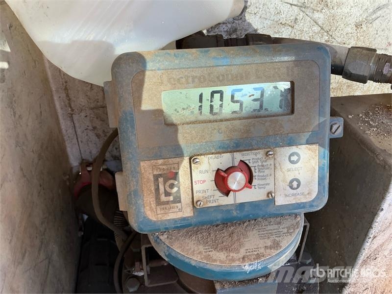 International 7500 21000 L 6x4 Fuel Truck Tankwagen