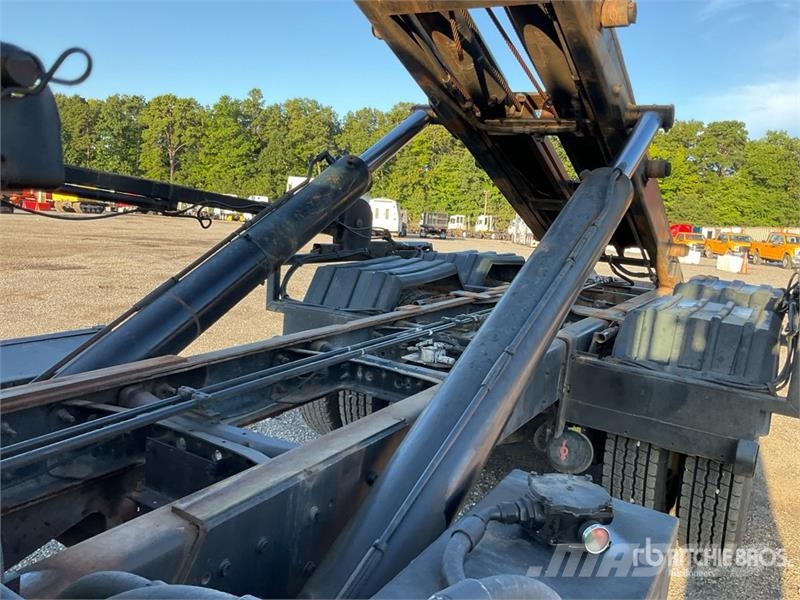 International 7600 Hidroliftli kamyonlar