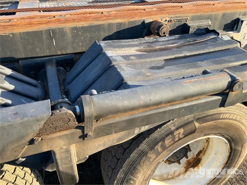 International 7600 Hidroliftli kamyonlar