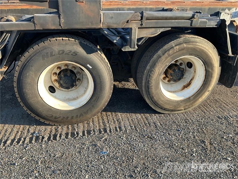International 7600 Hidroliftli kamyonlar