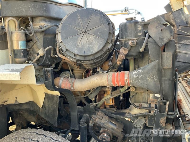 International 7600 Hidroliftli kamyonlar