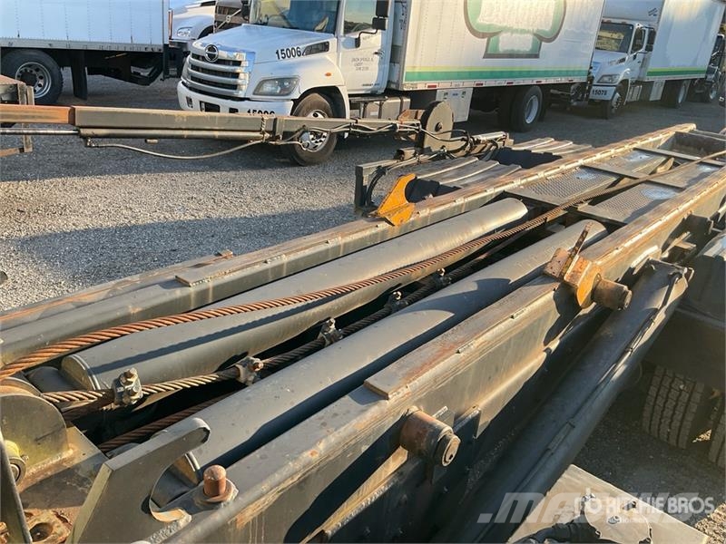 International 7600 Hidroliftli kamyonlar