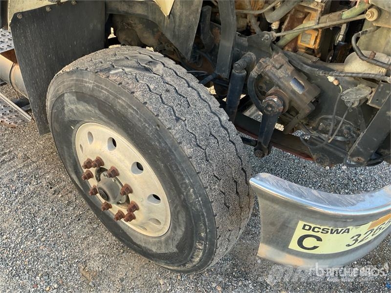 International 7600 Hidroliftli kamyonlar