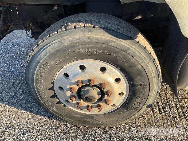 International 7600 Hidroliftli kamyonlar