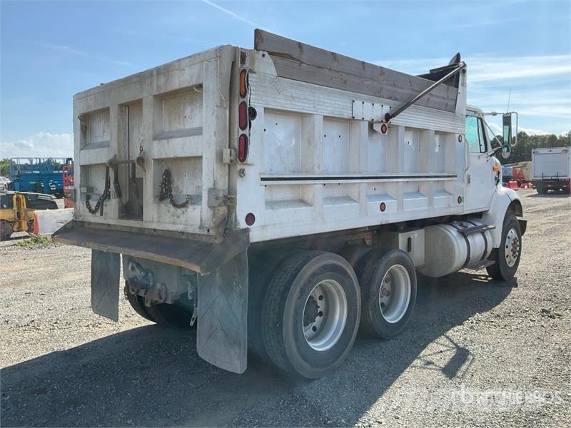 International 8100 Kipper