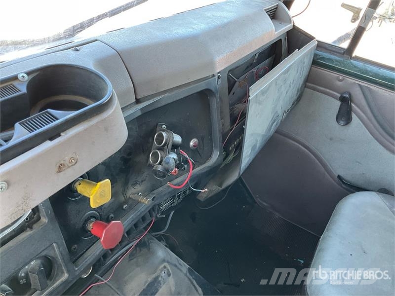 International 8100 Kipper