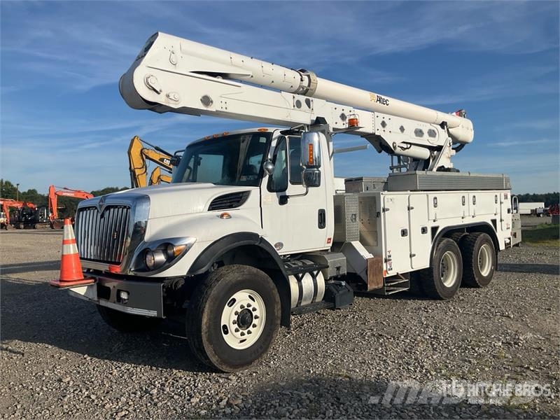International Altec AA55E 56 ft on International 7500 6x4 Bucke Avtokošare