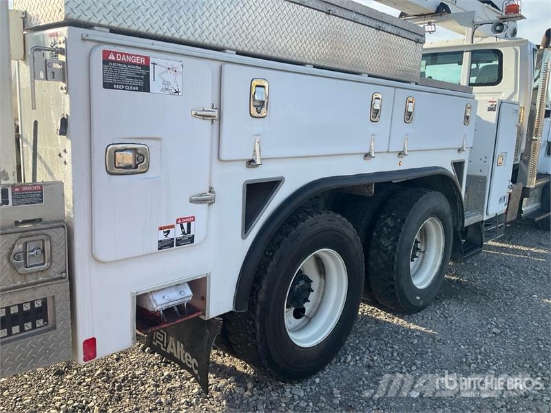 International Altec AA55E 56 ft on International 7500 6x4 Bucke Avtokošare