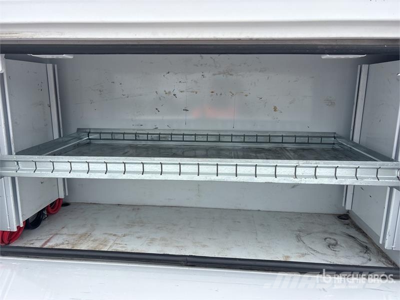 International CV515 4x4 Service Truck Kommunalt / generelt kjøretøy