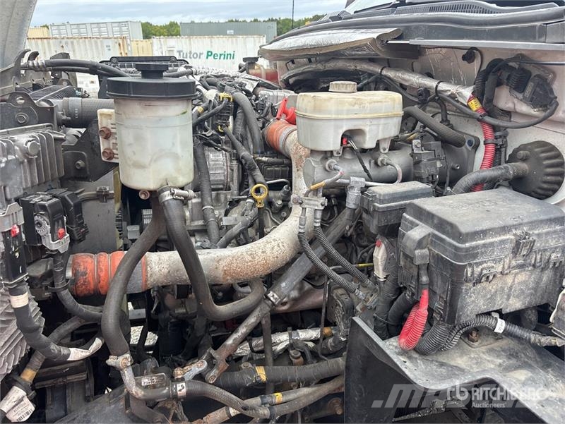 International CV515 4x4 Service Truck Kommunalt / generelt kjøretøy
