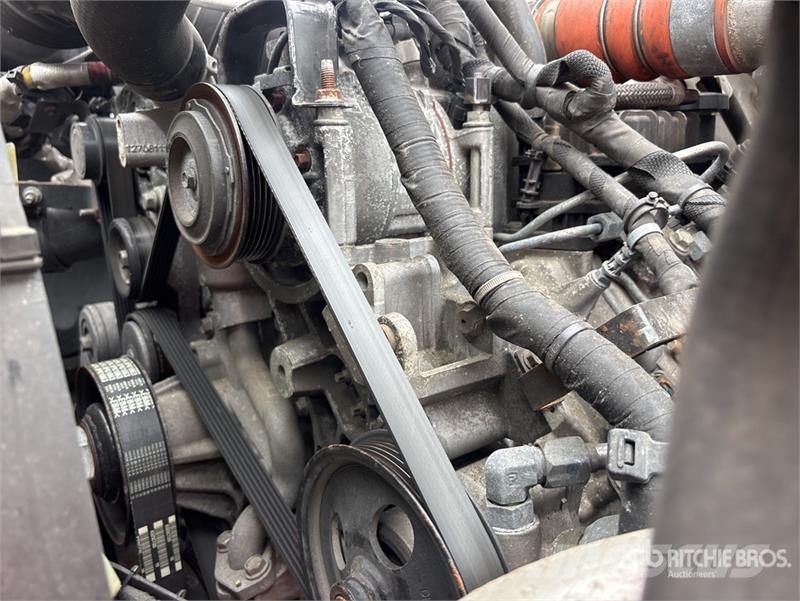 International CV515 4x4 Service Truck Kommunalt / generelt kjøretøy