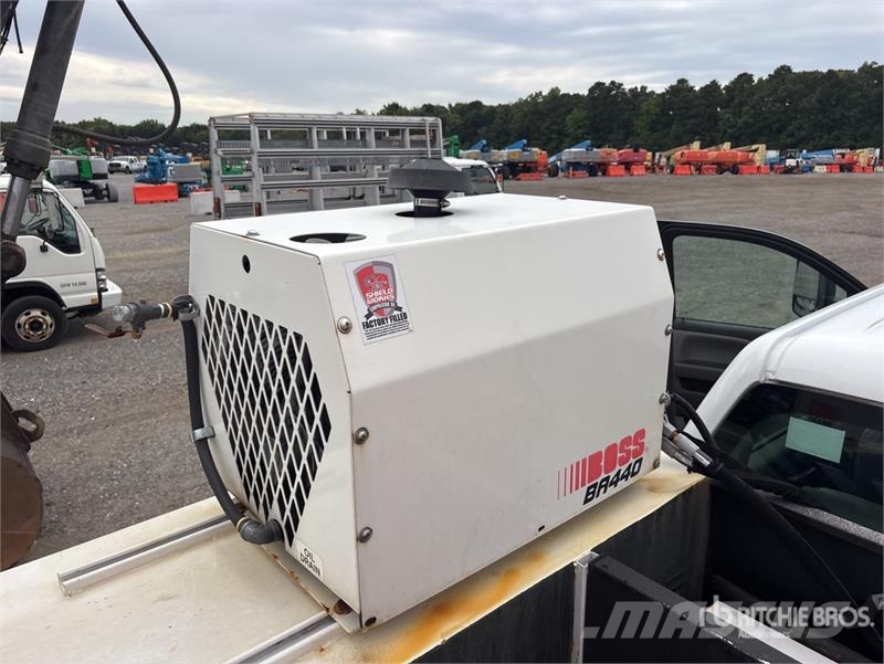 International CV515 4x4 Service Truck Kommunalt / generelt kjøretøy