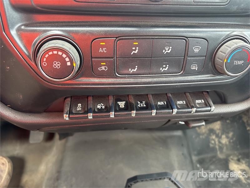 International CV515 4x4 Service Truck Kommunalt / generelt kjøretøy