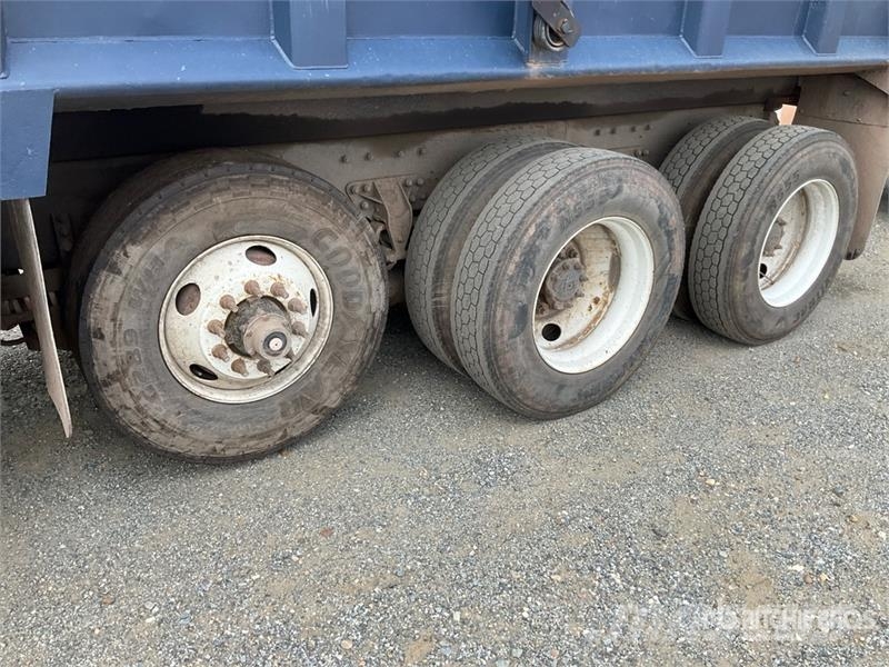 International F5000 8x4 Tri/A Dump Truck 自卸式货车