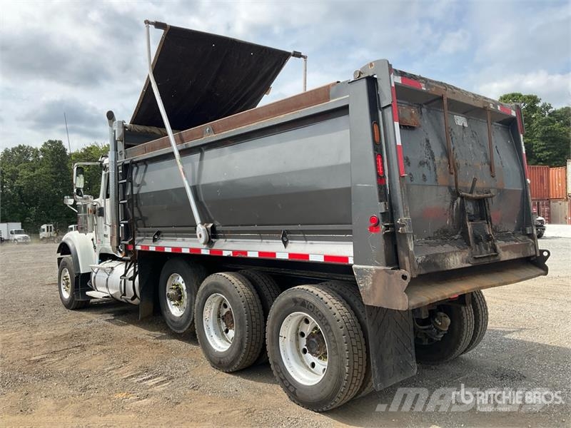 International HX520 Tri/A Dump Truck Kipper