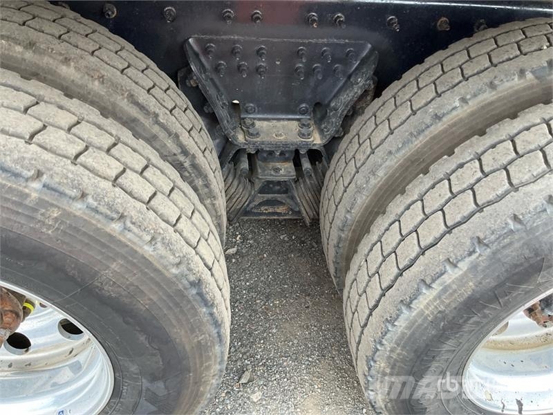 International HX520 Tri/A Dump Truck Kipper