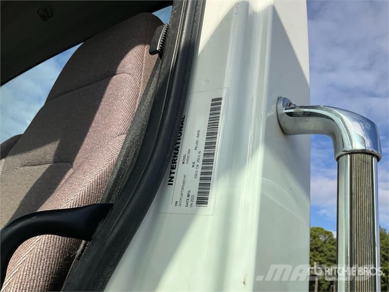 International HX620 6x4 Cab and Chassis Cabines