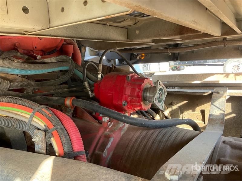 International HX620 6x4 Cab and Chassis Cabins and interior