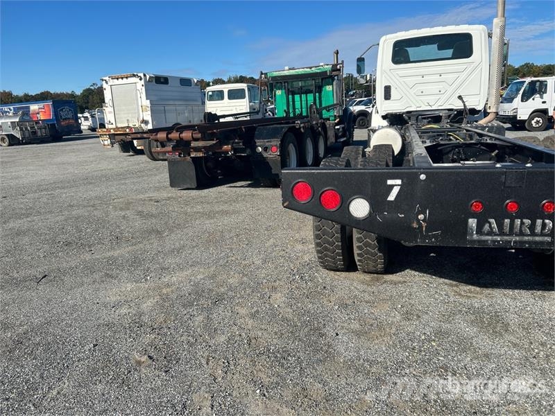 International HX620 SBA 6x4 Cab and Chassis (Inoperable) Ohjaamot ja sisustat