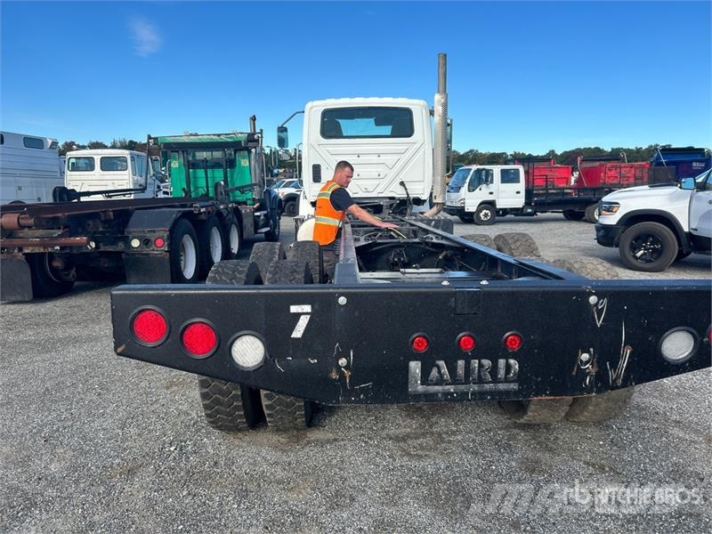 International HX620 SBA 6x4 Cab and Chassis (Inoperable) Ohjaamot ja sisustat